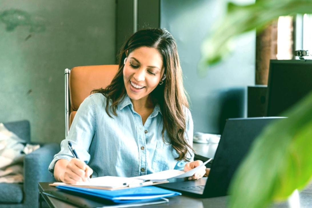 Rapoarte financiare și analize bugetare realizate de Yavexoluniqena pentru clienți